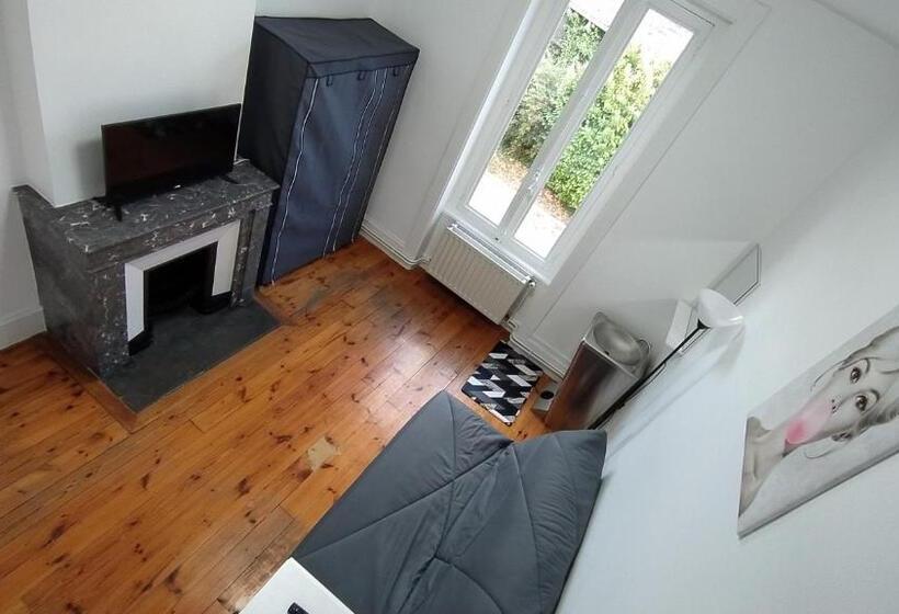 스탠다드 룸, La Batisse De Saint Chamond