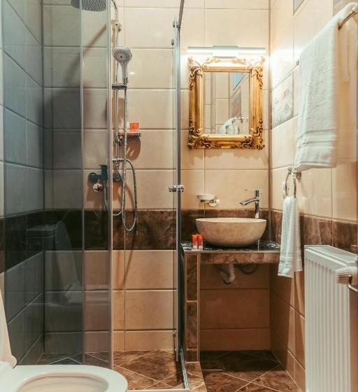 اتاق سوپریور, Vila Genia