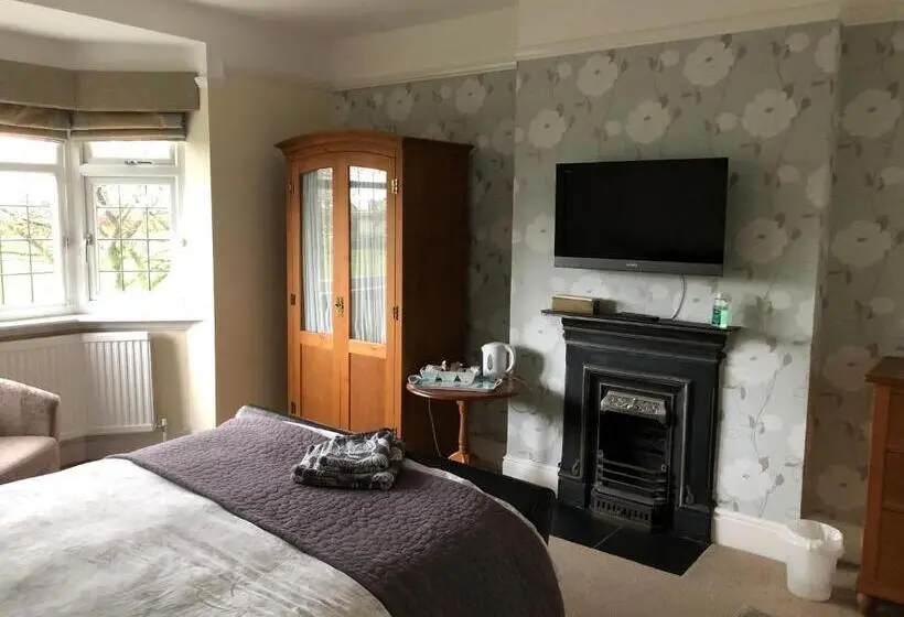 キングサイズベッドのスタンダードルーム, Grange House Bed & Breakfast
