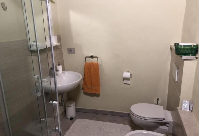 غرفة قياسية سرير كينج, La Casa Di Pietro