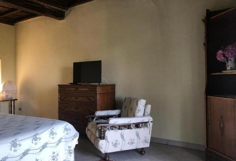 غرفة قياسية سرير كينج, La Casa Di Pietro