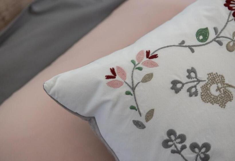 Chambre Standard, Le Due Torri