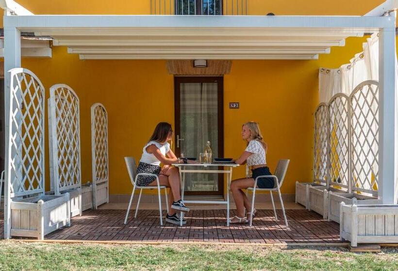 Chambre Standard Individuelle, Le Due Torri