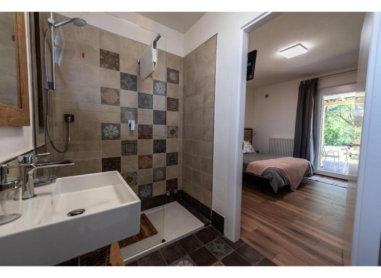 Chambre Standard, Le Due Torri