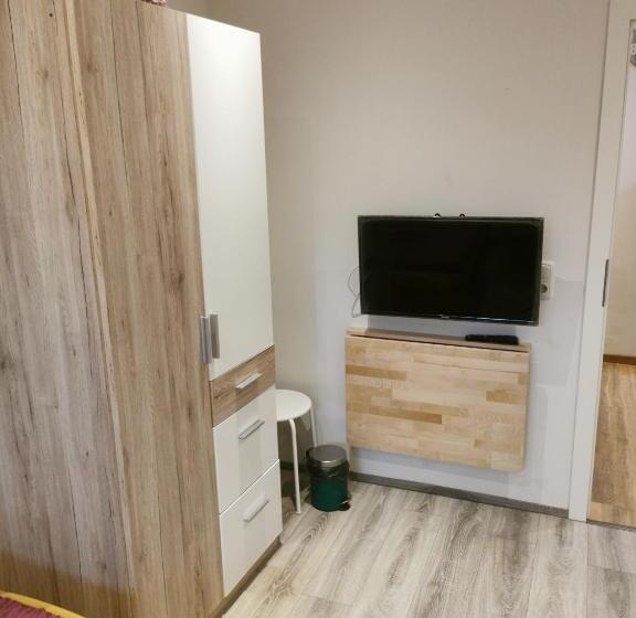 スタンダードルーム, Zimmervermietung Lannik