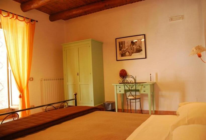 Номер Стандарт, B&b Beata Solitudo