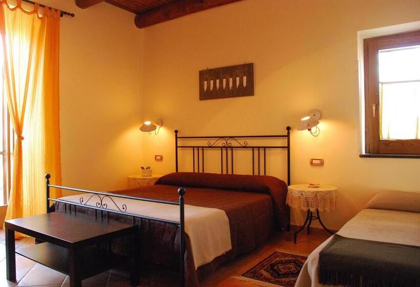 Номер Стандарт Трехместный, B&b Beata Solitudo