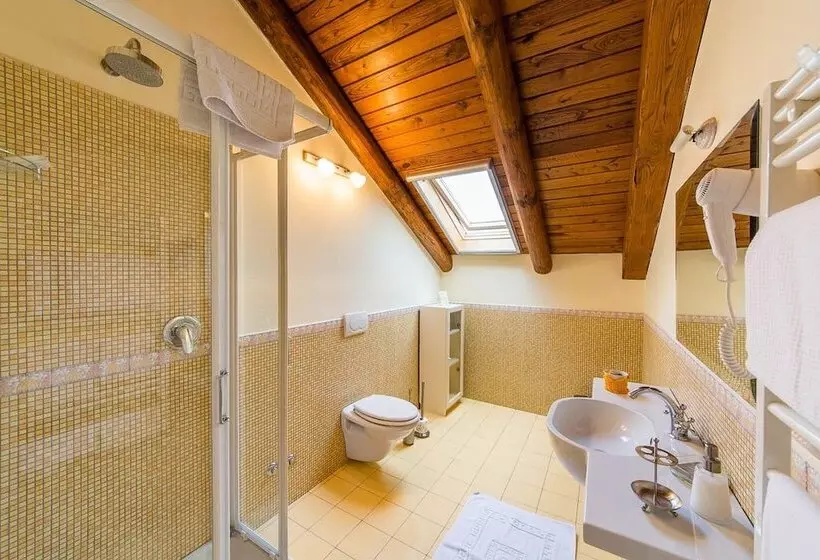 Standard Kolmen Hengen Huone, B&b Beata Solitudo