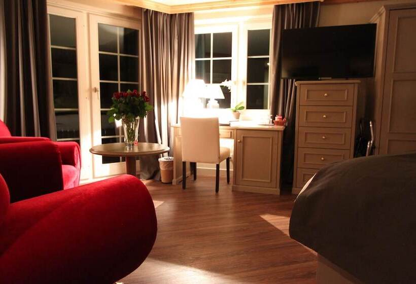 سوییت جونیور, Albatros