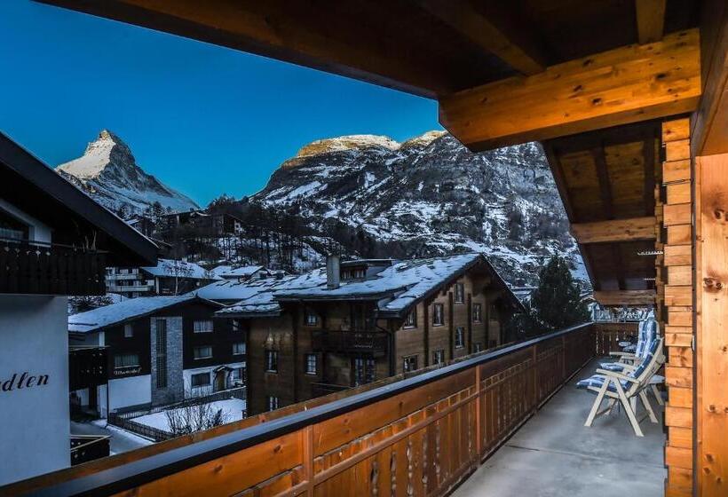 سوییت, Albatros