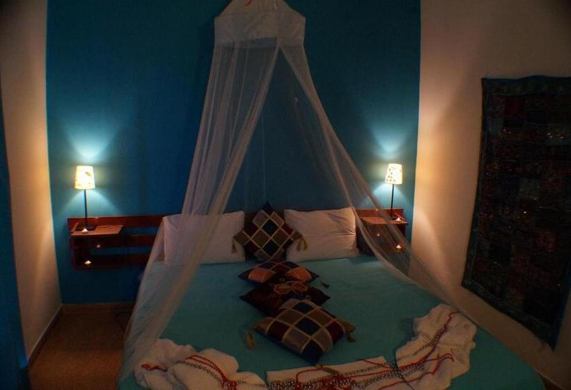 اتاق استاندارد با چشمانداز دریا, Anatoli