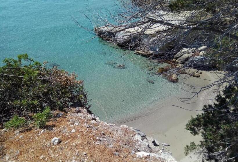 اتاق استاندارد با چشمانداز دریا, Anatoli