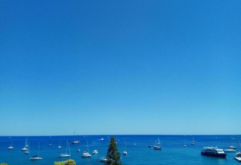 اتاق استاندارد با چشمانداز دریا, Anatoli