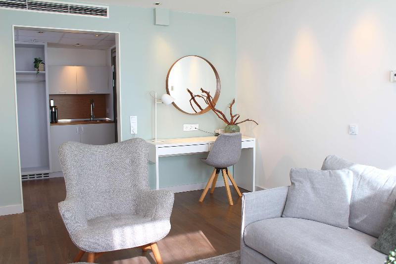 מיטת קינג בסוויטה, Best Western Plus Sthlm Bromma