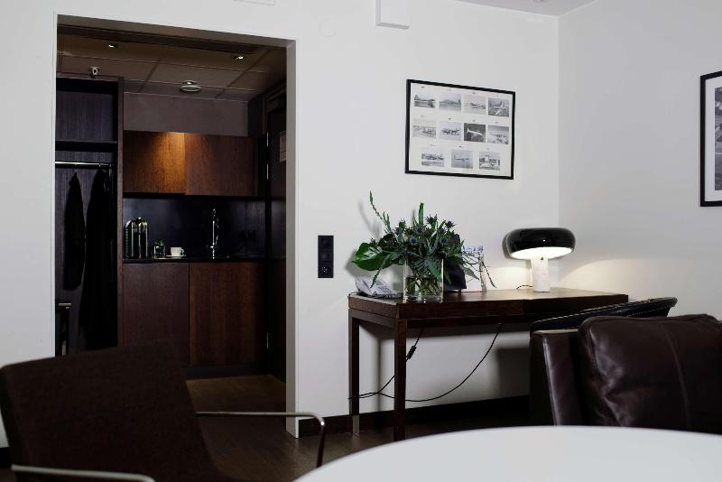 מיטת קינג בסוויטה, Best Western Plus Sthlm Bromma