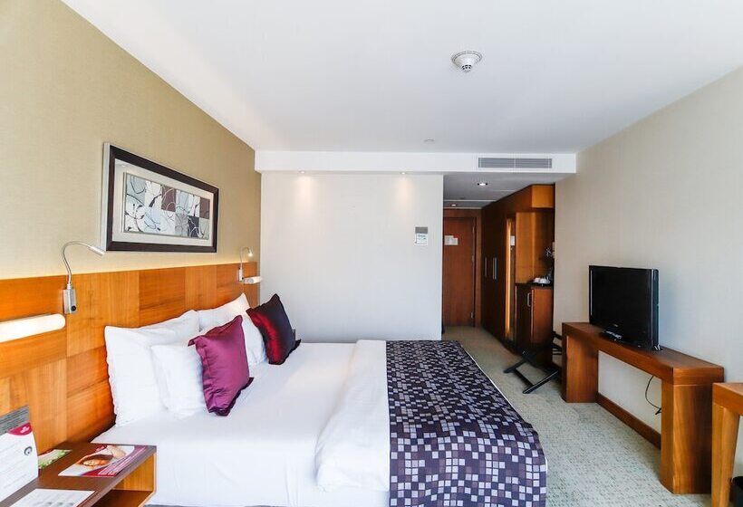 高级客房, Crowne Plaza Istanbul Harbiye, An Ihg