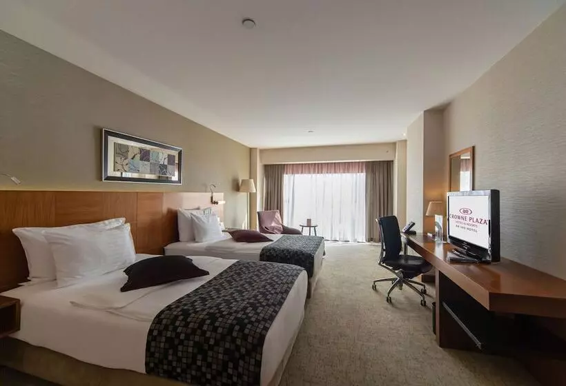 プレミアムルーム, Crowne Plaza Istanbul Harbiye, An Ihg