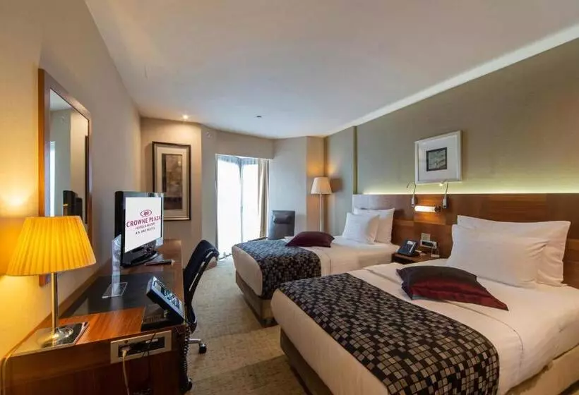 スタンダードルーム, Crowne Plaza Istanbul Harbiye, An Ihg