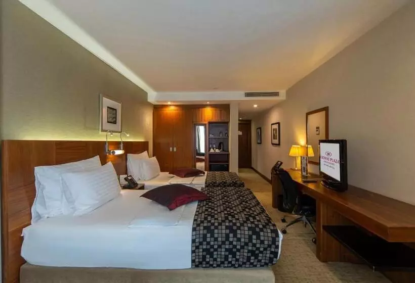 スタンダードルーム, Crowne Plaza Istanbul Harbiye, An Ihg