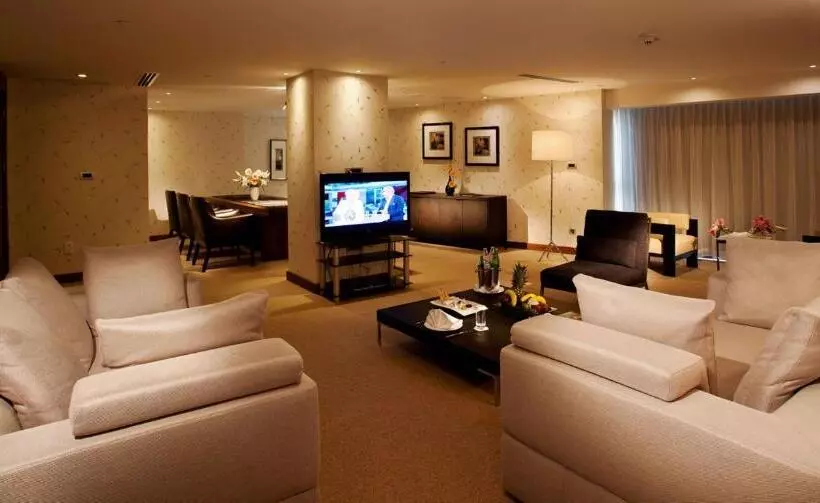 プレジデントスイートルーム, Crowne Plaza Istanbul Harbiye, An Ihg