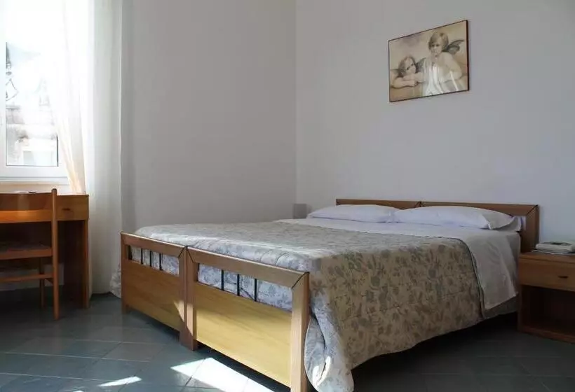 اتاق استاندارد, Esperia