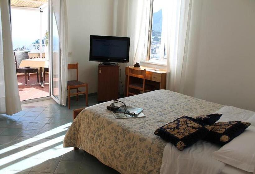 اتاق سوپریور با چشمانداز دریا, Esperia