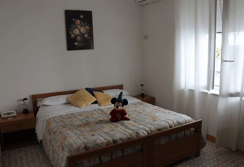 اتاق استاندارد, Esperia