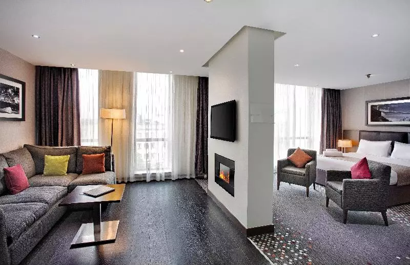 Sviitti, Holiday Inn Bristol City Centre, An Ihg