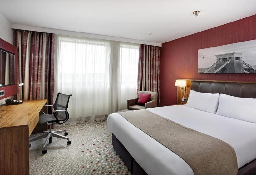 장애인을 위한 스탠다드 룸, Holiday Inn Bristol City Centre, An Ihg