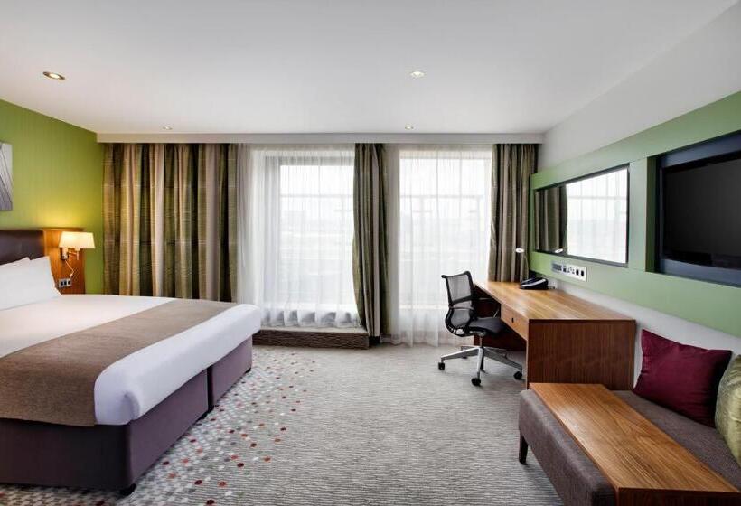장애인을 위한 스탠다드 룸, Holiday Inn Bristol City Centre, An Ihg