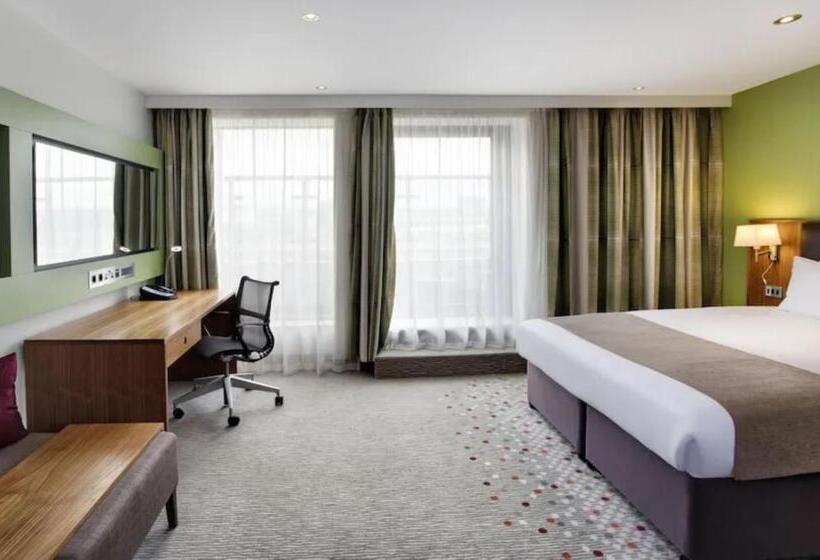 발코니가 있는 프리미엄 룸, Holiday Inn Bristol City Centre, An Ihg
