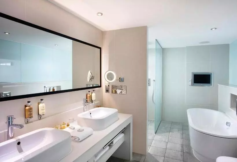 Sviitti, Holiday Inn Bristol City Centre, An Ihg