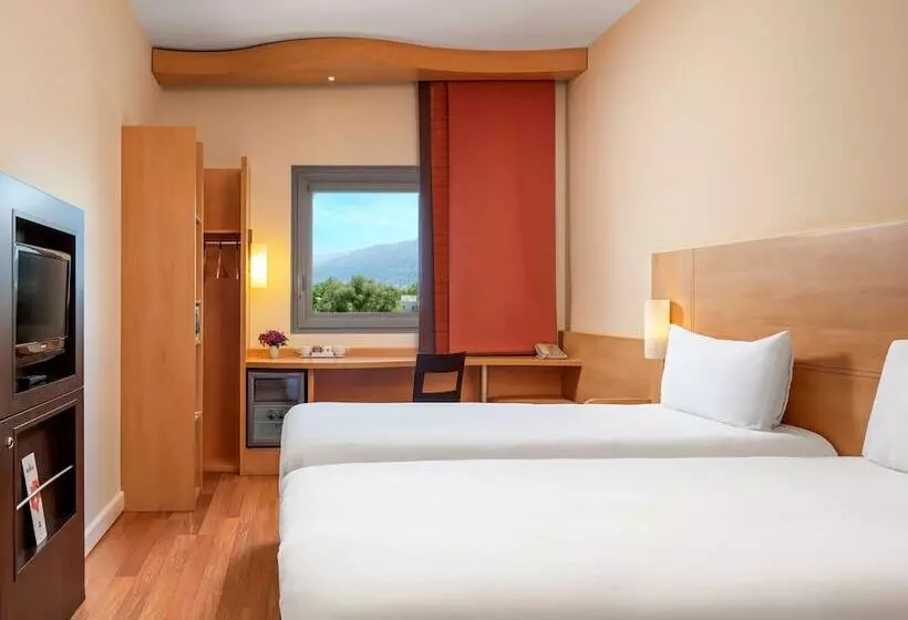 Camera Standard, Ibis Bursa