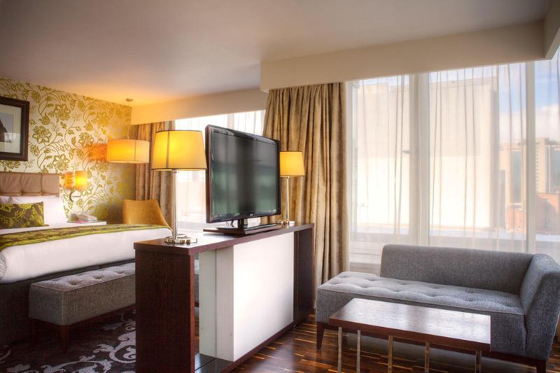 キングサイズベッドのスイートルーム, Indigo Glasgow, An Ihg