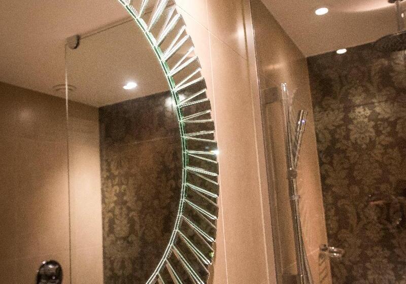 キングサイズベッドのスーペリアルーム, Indigo Glasgow, An Ihg