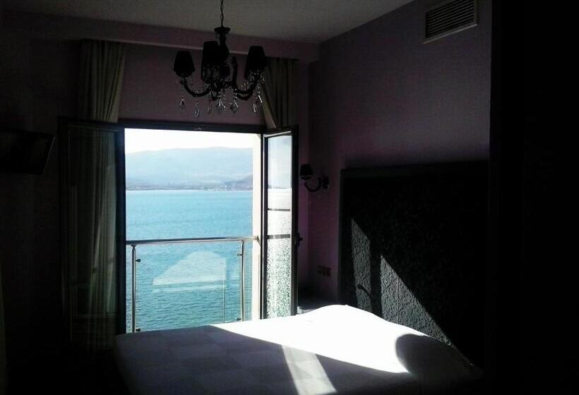 스탠다드 룸 바다 전망, Kipseli