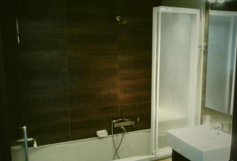 스탠다드 룸, Kipseli