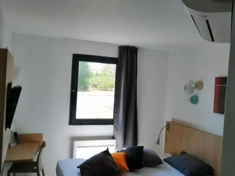 スタンダードルーム, Kyriad Direct La Rochelle Aytré