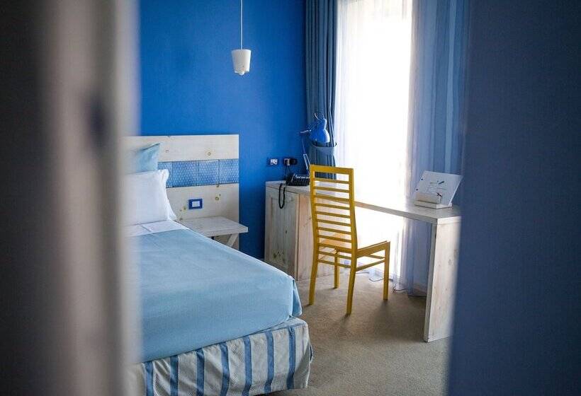 オーシャンビュースタンダードルームバルコニー付き, Lamorosa