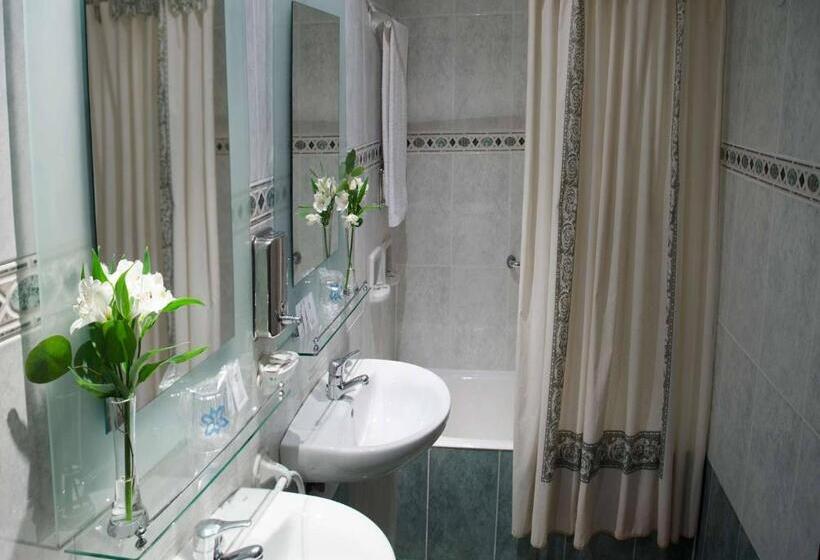 اتاق خانوادگی, Praderón