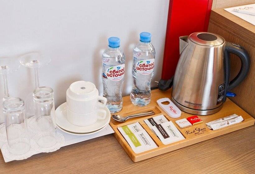 コンフォートルーム, Red Stars