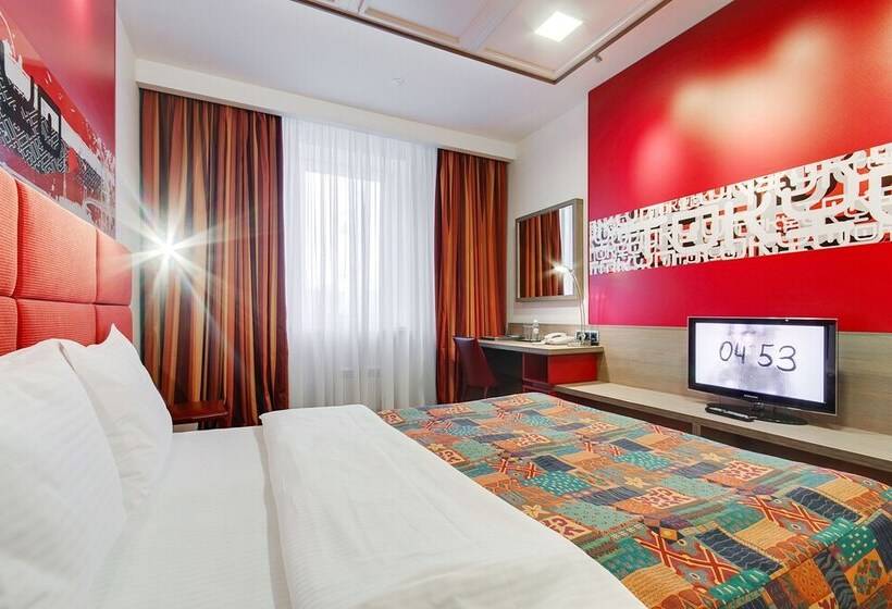 コンフォートルーム, Red Stars