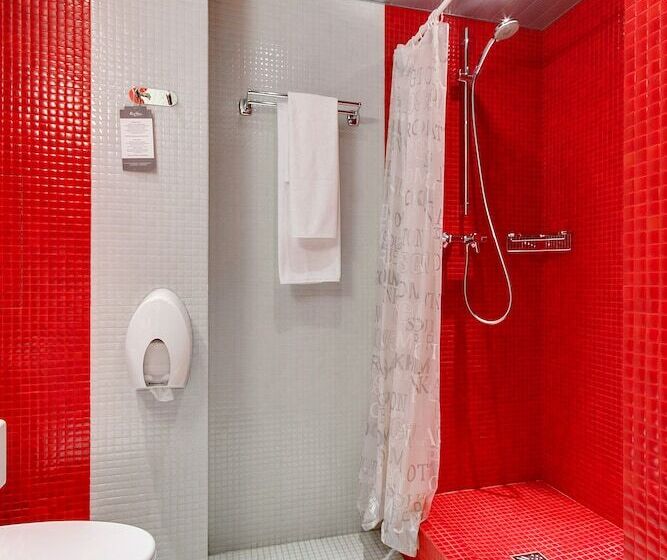 スーペリアールーム, Red Stars