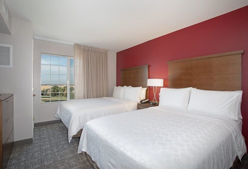Люкс 2 Спальни, Staybridge Suites Denver International Airport, An Ihg