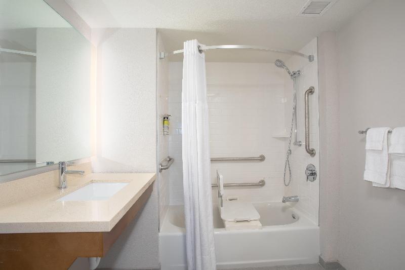 Люкс Кровать Кинг, Staybridge Suites Denver International Airport, An Ihg