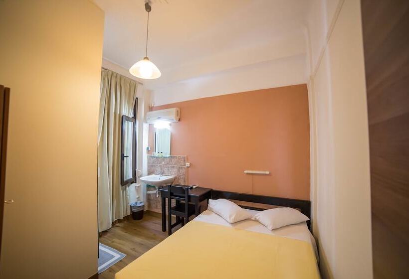 غرفة قياسية حمام مشترك, Tempi