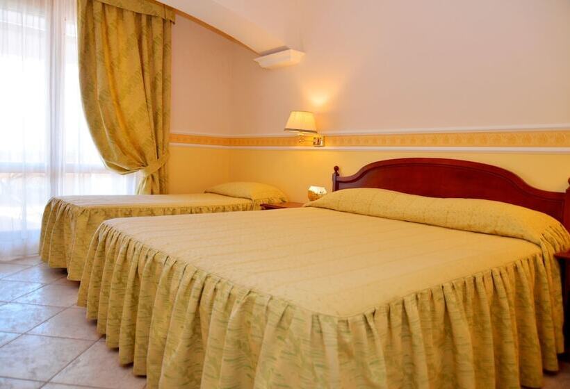 חדר סטנדרט לשלושה, Afrodite Boutique