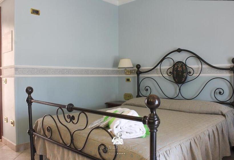 חדר סופריור לשלושה, Afrodite Boutique