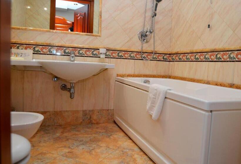 חדר סופריור, Afrodite Boutique