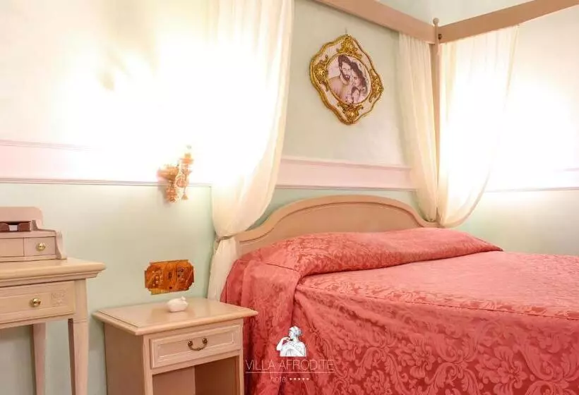 スーペリアールーム, Afrodite Boutique